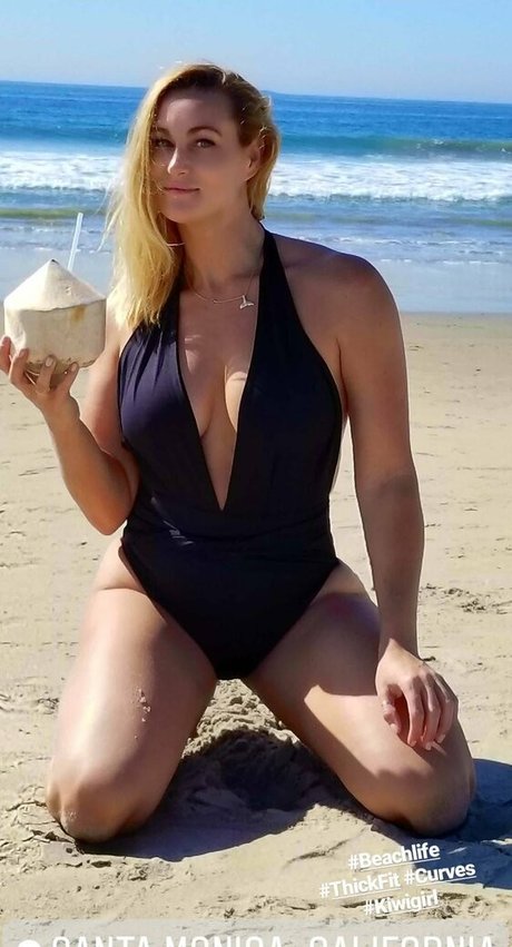 Vanessa Cater HDモデル 写真