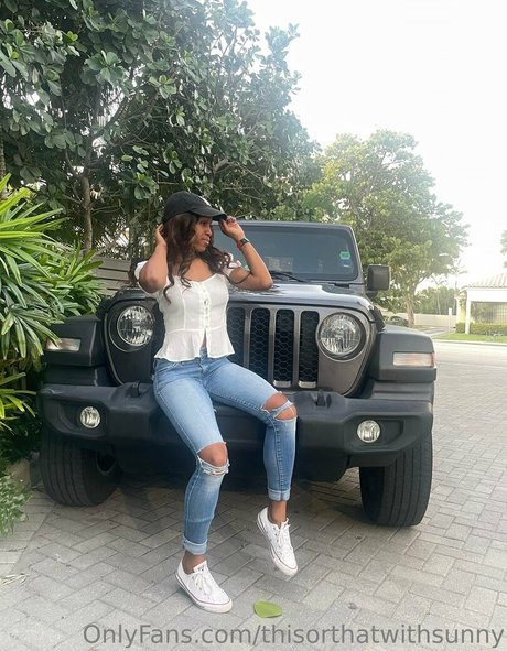 thisorthatwithsunny アダルトスター 画像