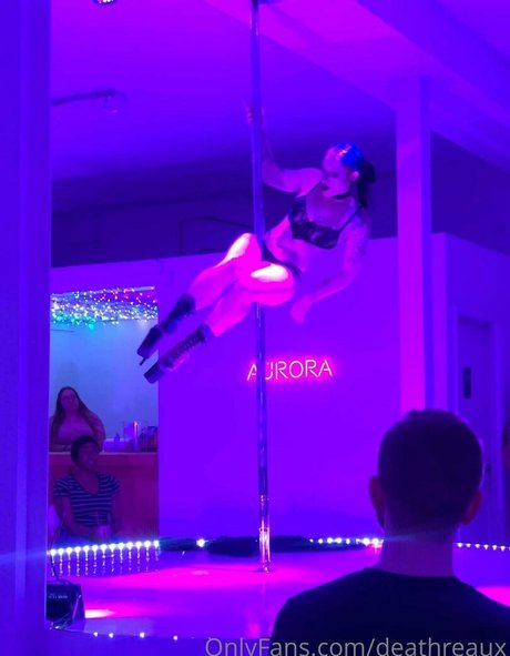 deathreaux 無料モデル 写真