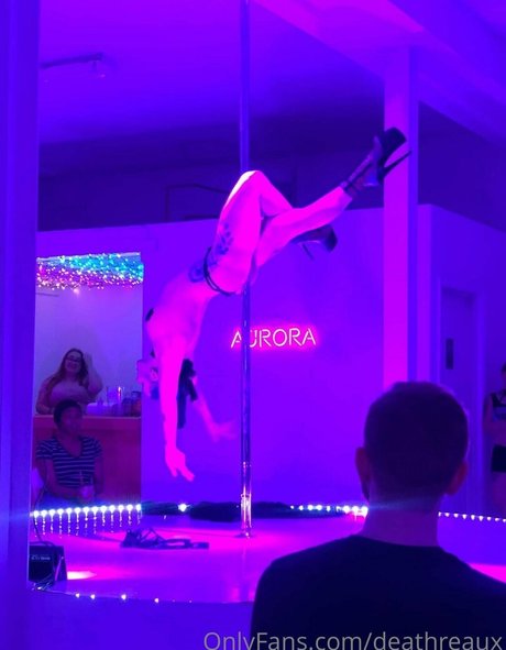 deathreaux セックススター 画像