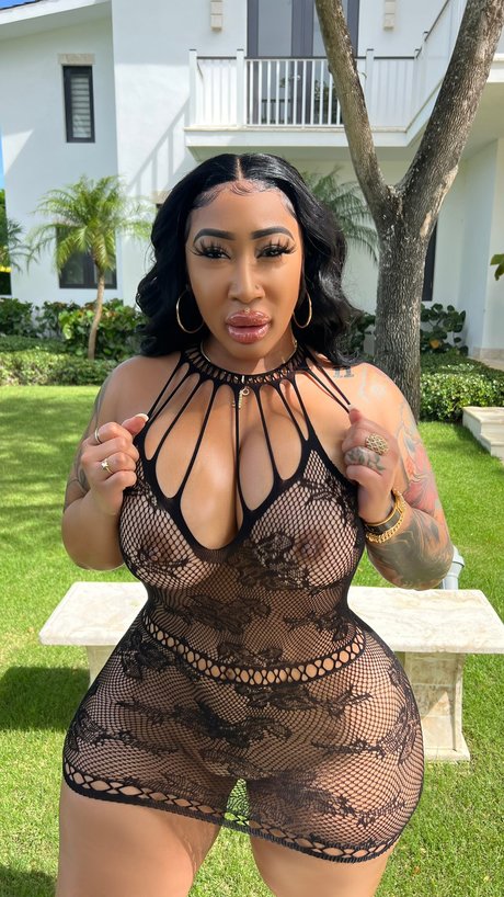 アラブのティーンズオンリーファンズ 素敵 画像