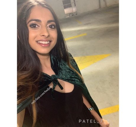 Rani Kaur ポルノ女優 写真