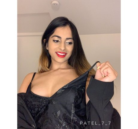 Rani Kaur ポルノスター ホット 写真