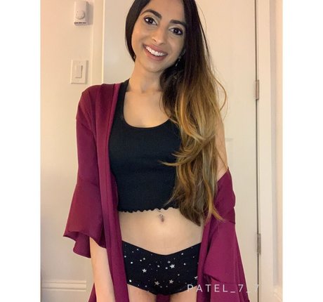 Rani Kaur 素敵なモデル 画像