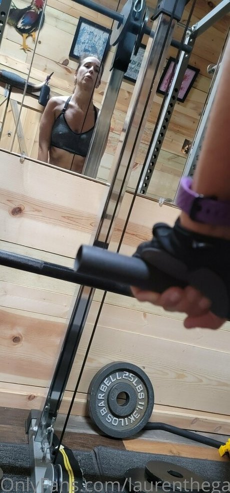 POV 熟女 オンリーファンズ 無料エロ 画像