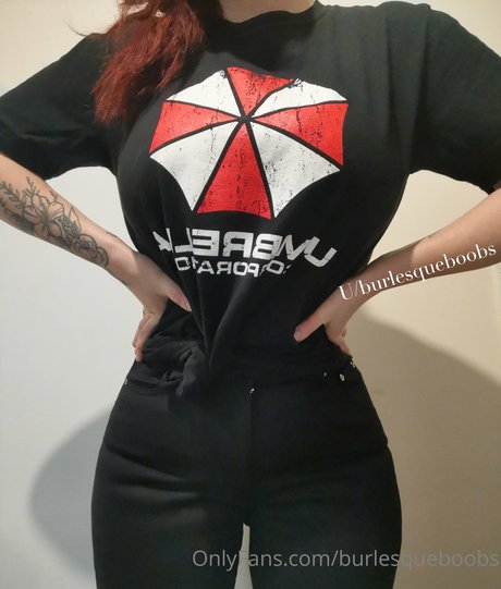 Burlesqueboobs セックススター 写真