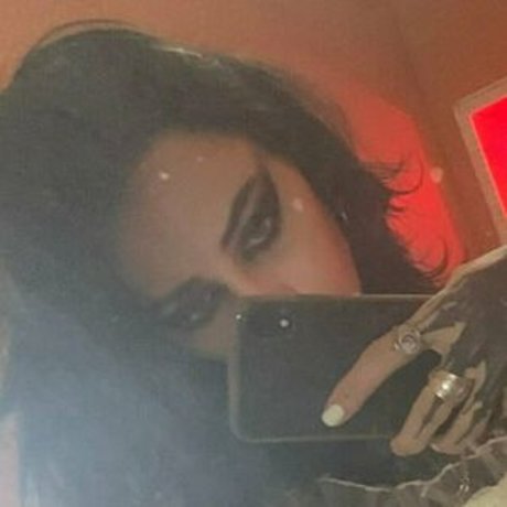 熟女乱交OnlyFans アートヌード アーカイブ