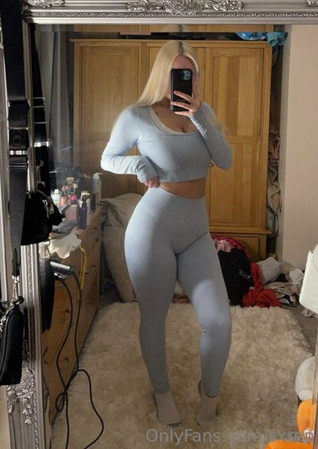 黒檀の猫オンリーファンズ 素敵 画像