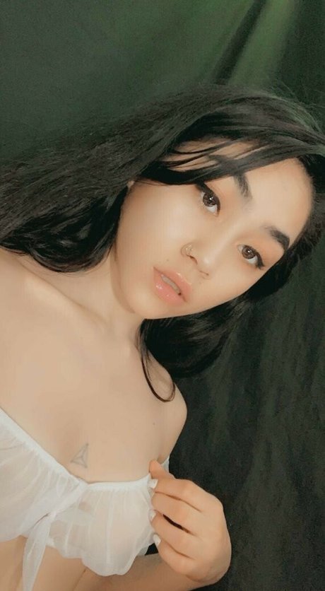 ママの足OnlyFans 無料ヌード 写真