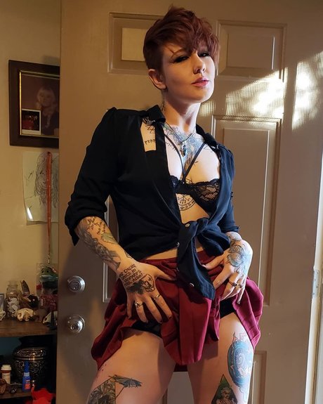 毛深いラテン系オンリーファンズ パーフェクト ギャラリー