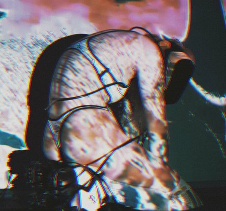 トゥインクスオンリーファンズ 美しいヌード 画像