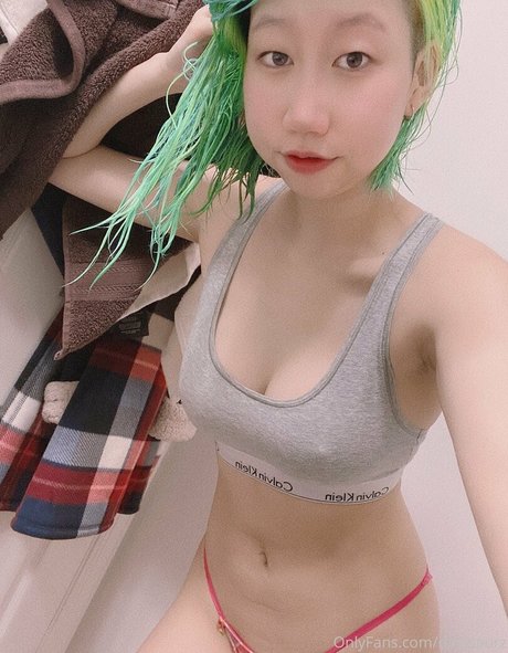Danisaurz 高品質女優 画像