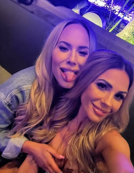 Kirsten price 可愛いモデル 画像