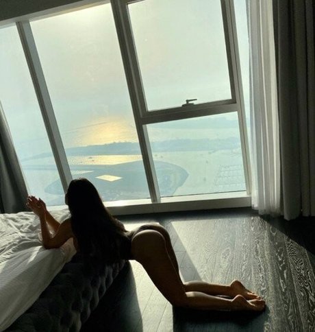 BBW妻オンリーファンズ セクシーヌード 画像