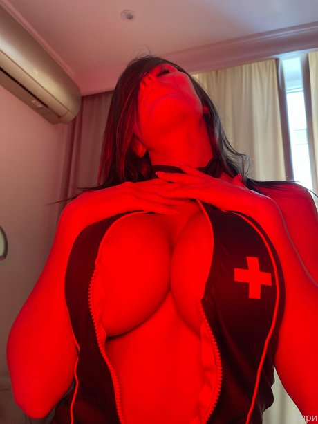 ティーントランスオンリーファン 無料ヌード 画像