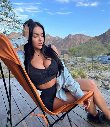 巨乳 パイズリ OnlyFans ポルノグラフィック ギャラリー