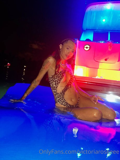 バブルバットオンリーファン ホット裸 写真