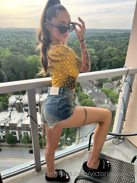 赤毛のソロOnlyFans パーフェクト 写真