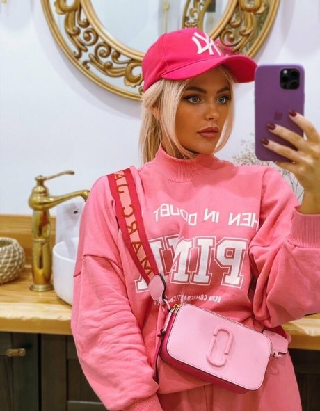 ぽっちゃり女子オンリーファン ポルノグラフィック 画像