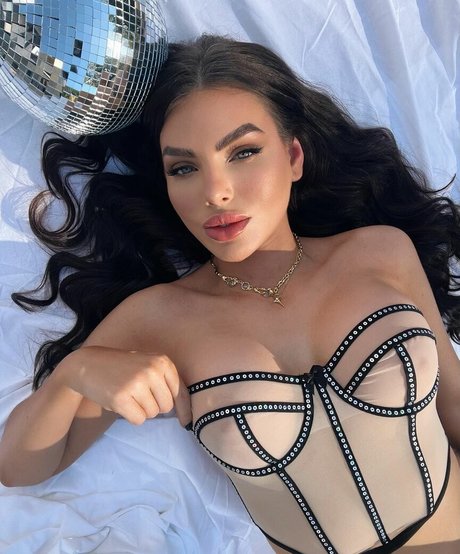 ハンズオンリーファン セクシーヌード アーカイブ