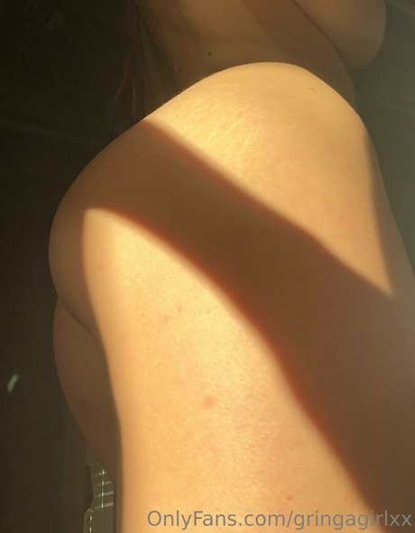 大学生カップルのオンリーファンズ アートヌード 写真