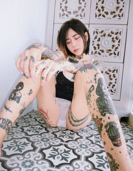 Napassploytattoo ヌード女優 写真