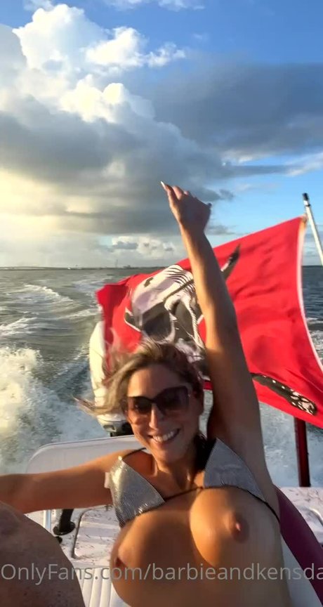 アンバー・オンリーファンズ 無料ポルノ アーカイブ