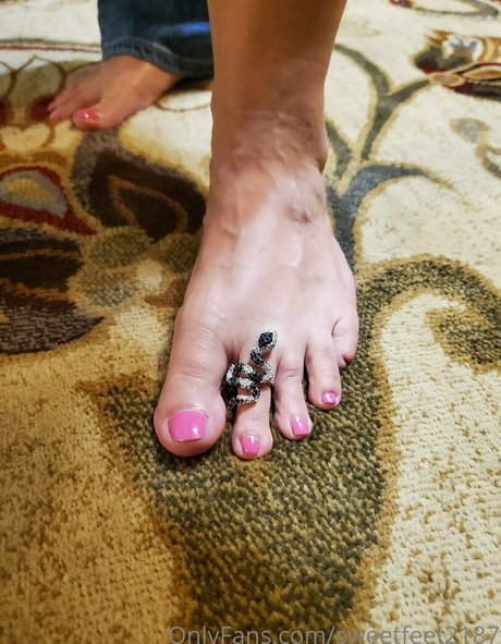 sweetfeet2187 エロティックなスター 写真