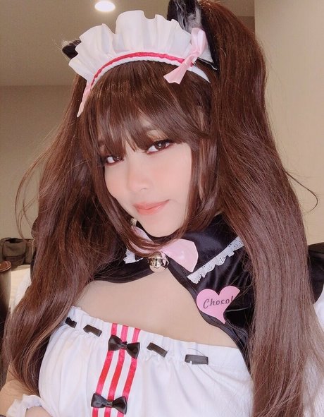 巨乳で曲線美のOnlyFans エロ ギャラリー