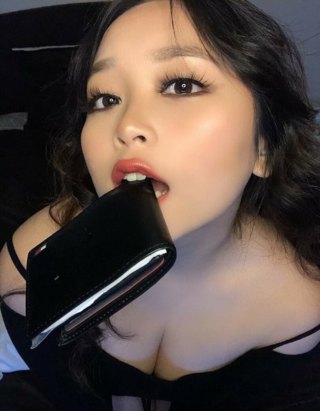 曲線美のラテン系オンリーファンズ パーフェクト ギャラリー