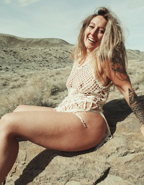 黒猫のOnlyFans HD 写真