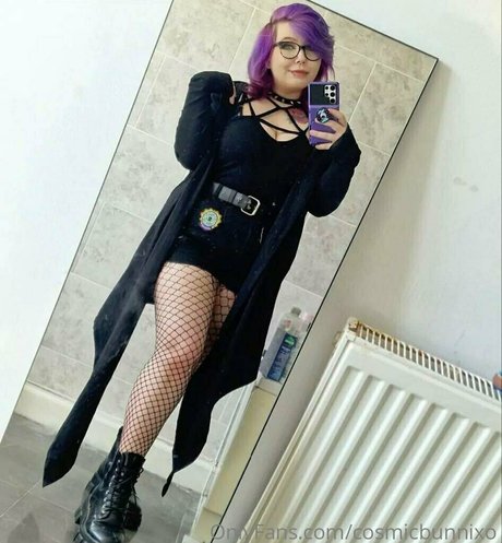 巨大なペニスオンリーファンズ 無料セクシー 画像