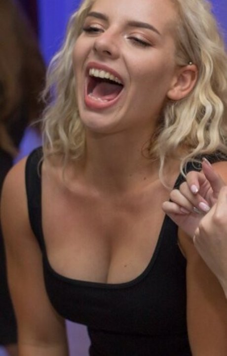 不明なファン 無料エロ 写真