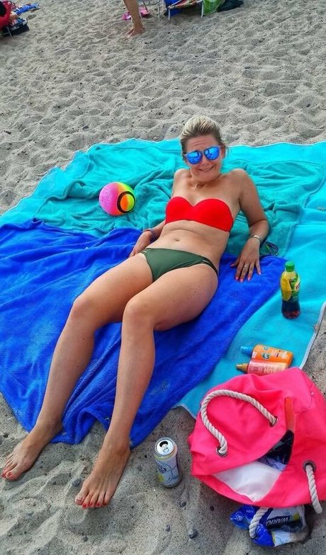 赤毛の熟女オンリーファンズ ポルノグラフィック 写真