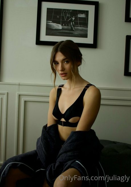 Julia Gauly 素敵な女優 画像