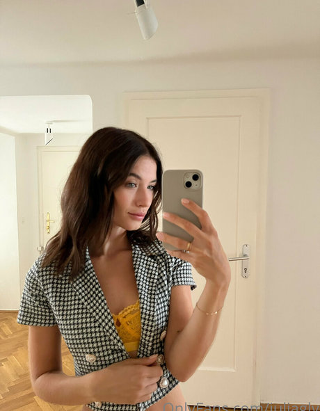 Julia Gauly モデル ギャラリー