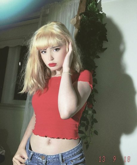 Mia Rodriguez アダルト女優 写真