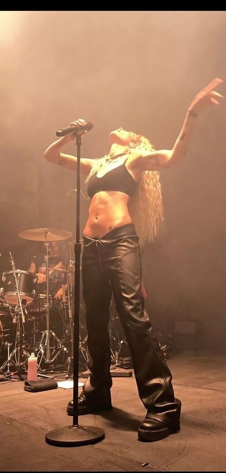 フェイシャルオンリーファンズ アダルト無料 画像