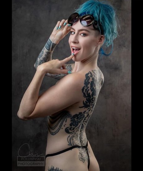 Comicbookgirl19 ポルノモデル 画像