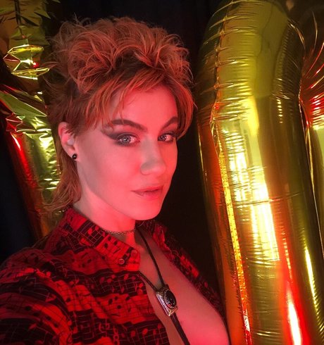 Comicbookgirl19 美しいスター 写真