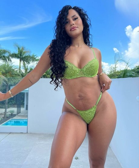 50歳以上のオンリーファンズ トップ 写真