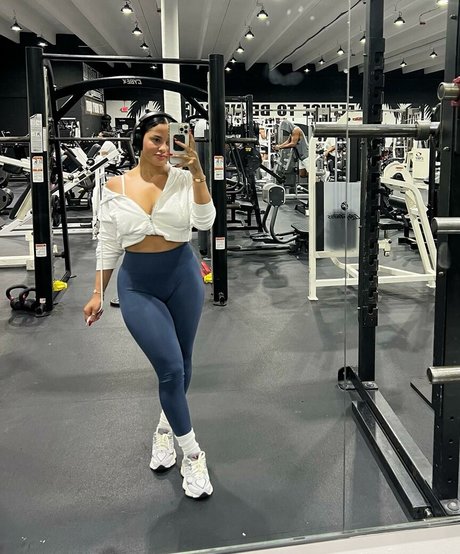 ナチュラルポーグオンリーファン ホットポルノ 画像