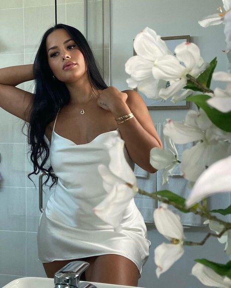 JOIティーンオンリーファンズ エロチック 写真