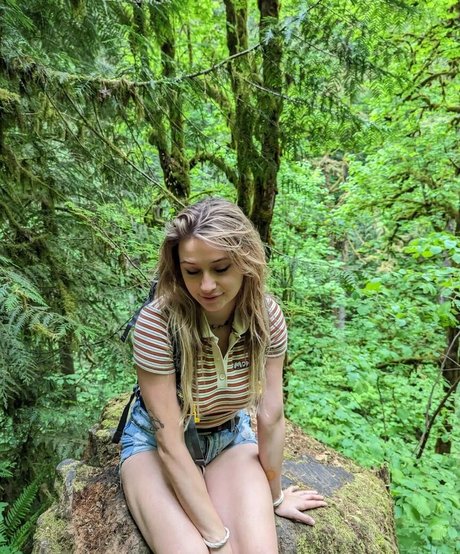 最高のプッシーオンリーファンズ セクシーヌード 画像