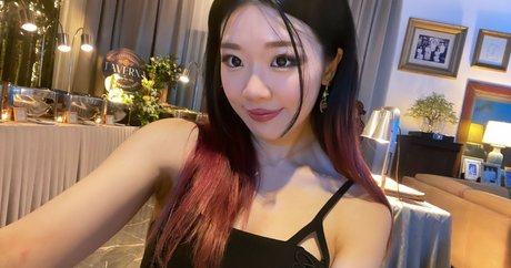 太めのブロンドオンリーファンズ 無料ヌード 画像