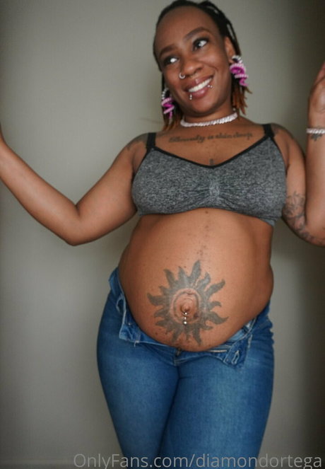 diamondortega ポルノモデル 写真