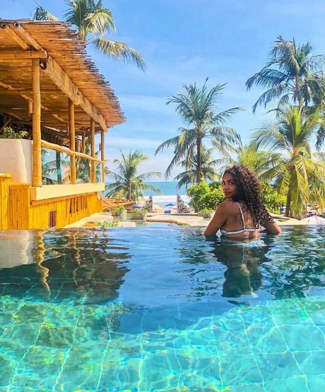 Sydeon ポルノスター セックス 画像