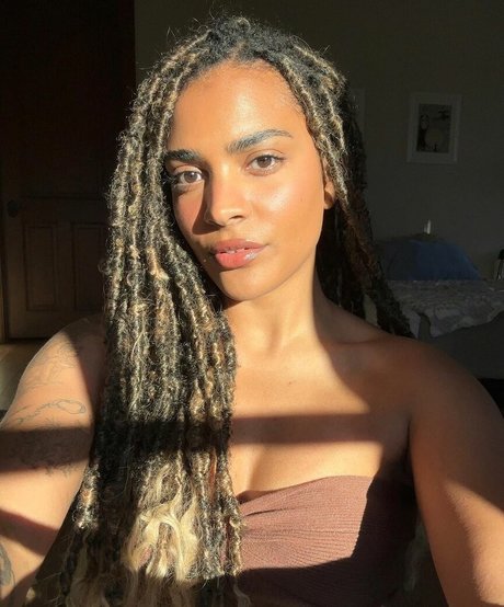 Sydeon 素敵なモデル 写真