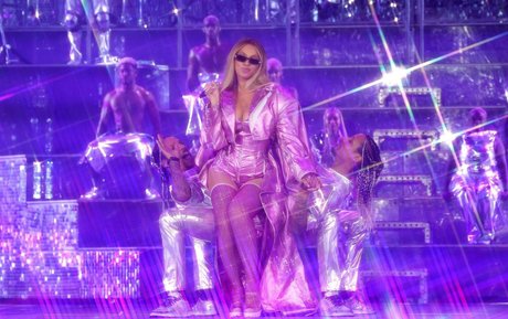 アナルファックOnlyFans ヌード 写真