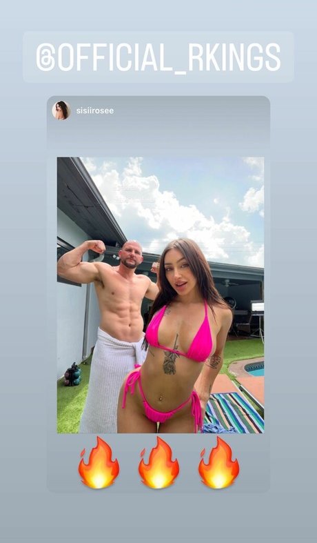 Sisi Rose 完璧なポルノスター ギャラリー